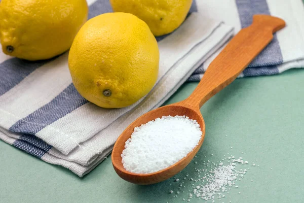 Фото лимонної кислоти для приготування їжі крупним планом — стокове фото