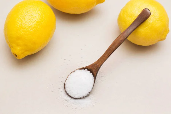 Кулинария и химия. Изображение лимонной кислоты — стоковое фото