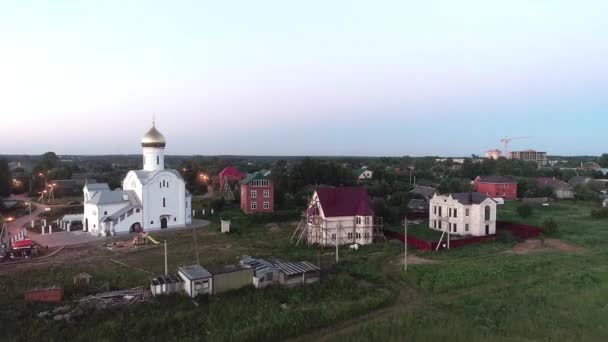 Hooioogst. nederzetting. Een koets. maan. veld. orthodoxe kerk cc 710045 — Stockvideo
