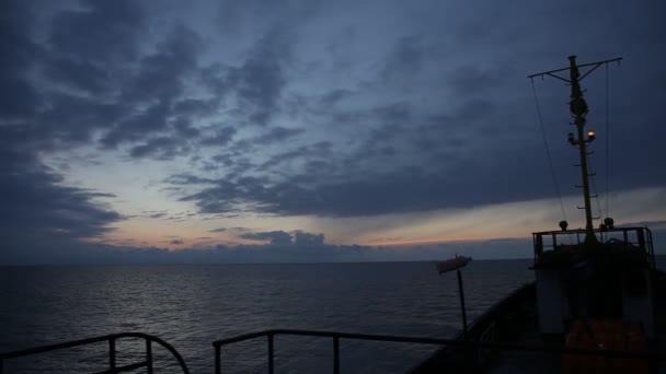 Marine solnedgang time-lapse. skibsmast silhuet. 20160131090226 123 6 – Stock-video