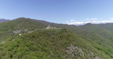 Dağdaki manastır Gandzasar 'a yaklaş. 426 14116 09 11