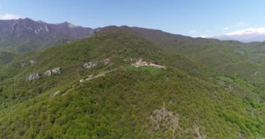 Manastır Gandzasar. Kar dağları. Uç. Uzak mesafe atışı 426 135714 08