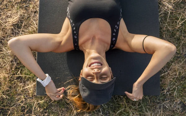 Fitness žena portrét — Stock fotografie