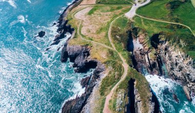 Asturias kayalıklardan havadan görünümü