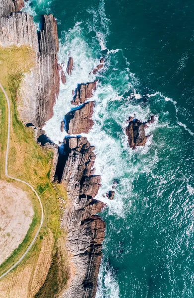 Vista aérea das falésias nas Astúrias — Fotografia de Stock