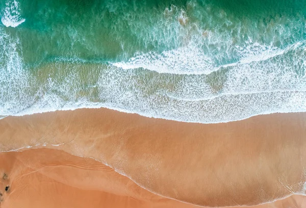 Vue aérienne d'une plage sauvage des Asturies — Photo