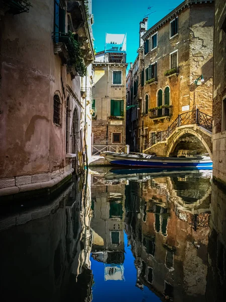 Casas en Venecia, Italia — Foto de Stock