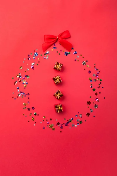 Present white gift boxes with red bow — Stock Photo, Image