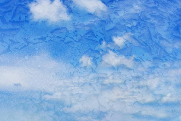 Ζωντανή Μπλε Ουρανό Διάσπαρτο Σύννεφο Επικάλυψη Ξηρά — Φωτογραφία Αρχείου