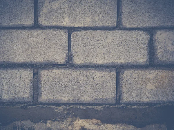 Les constructeurs de briques construisent des murs — Photo