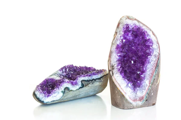 Amethyst-Kristall ein Halbedelstein — Stockfoto