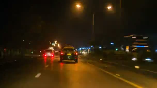 Timelapse Defocus Van Het Verkeer Weg Handheld — Stockvideo