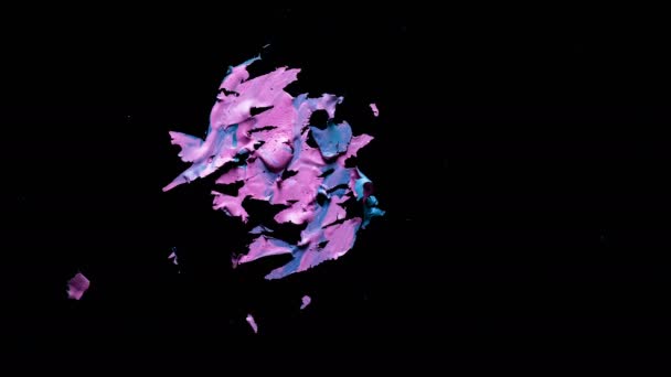Tvar Srdce Rozpuštění Sušeného Akrylové Barvy Černém Pozadí Převrácený Stop — Stock video