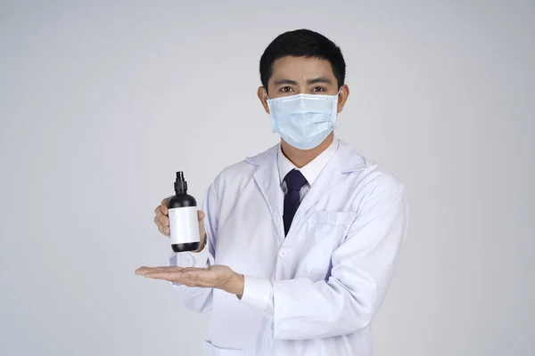 Hombre Médico Asiático Con Máscara Gripe Contra Una Pandemia Virus — Foto de Stock