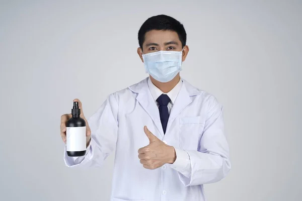 Hombre Médico Asiático Con Máscara Gripe Contra Una Pandemia Virus — Foto de Stock