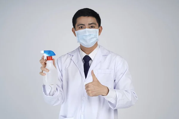 Asiatico Medico Uomo Maschera Influenzale Contro Con Una Pandemia Virus — Foto Stock