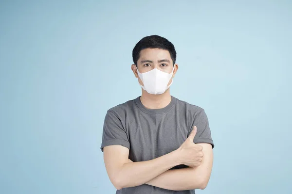 Asijské Mladý Muž Proti Korona Virus Pandemie Obličejovou Ochrannou Maskou — Stock fotografie