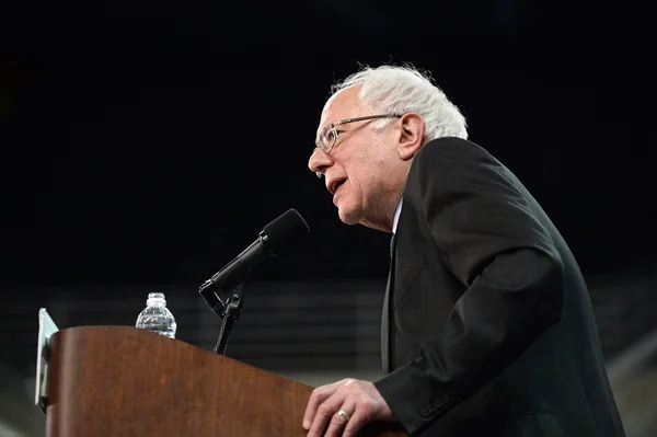 Bernie Sanders ράλι στο Saint Charles, Μισσούρι — Φωτογραφία Αρχείου