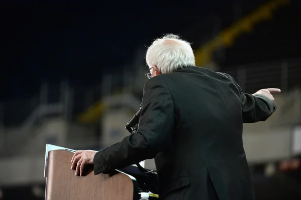 Bernie Sanders ράλι στο Saint Charles, Μισσούρι — Φωτογραφία Αρχείου