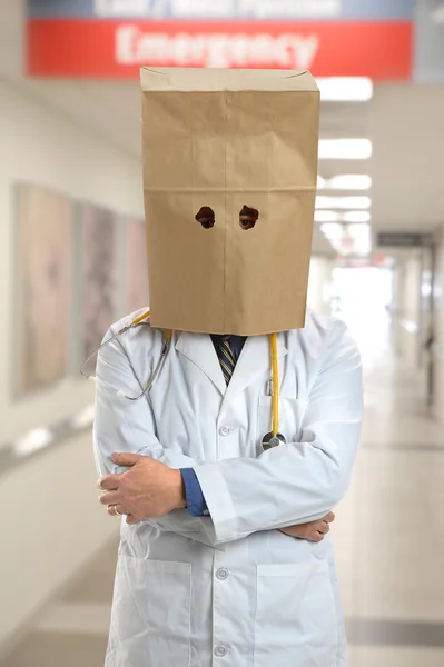 Doktor hastanede Merkez Over kağıt torba giymiş Stok Resim