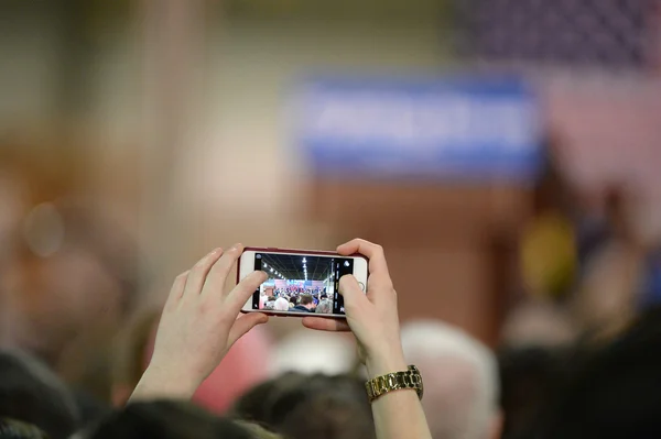 Hillary Clinton kampányok, a St. Louis, Missouri, Amerikai Egyesült Államok — Stock Fotó