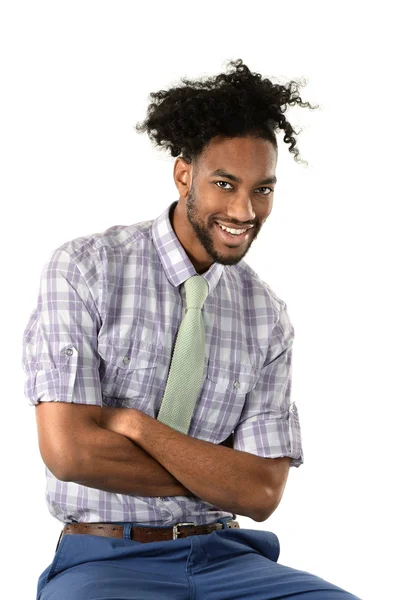 Jovem empresário afro-americano sorrindo — Fotografia de Stock