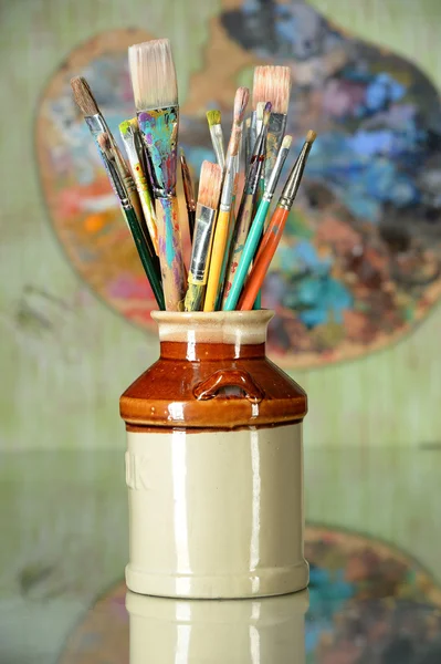 Artist Paintbrushes on Table — Stock Photo, Image