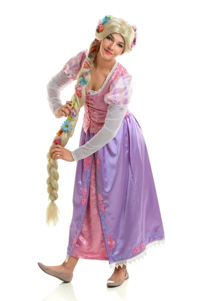 Jonge vrouw gekleed in prinses kostuum — Stockfoto