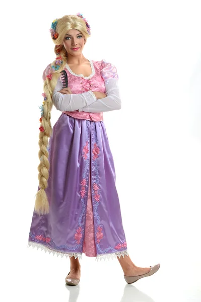 Молодая женщина в костюме принцессы — стоковое фото