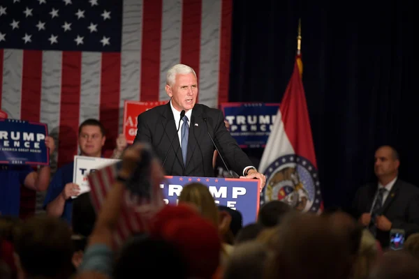 Mike Pence Rally for Trump — Stock fotografie
