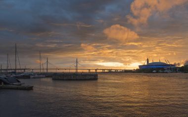 Saint Petersburg yeni futbol stadyumu. Zenit arena