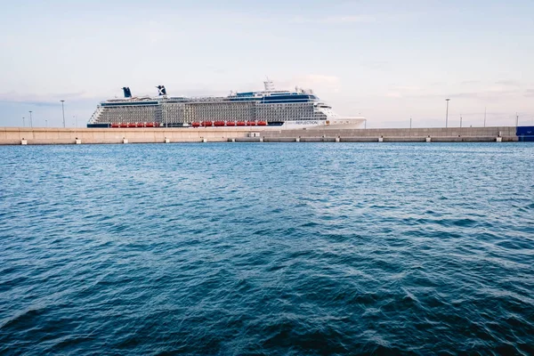 Valencia, Spain - November 1, 2019: A cruise ship of the Celebri — Stock Photo, Image