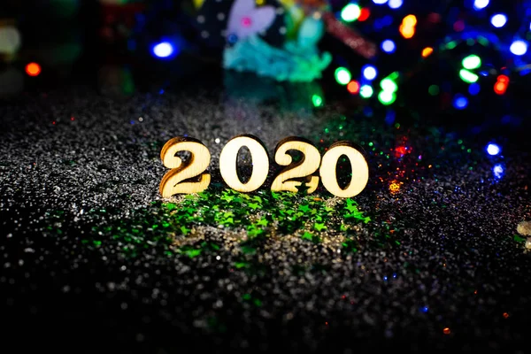 2020 Happy New Year hout nummer kerst decoratie en Snow Wi — Stockfoto