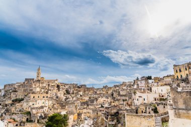 Onun St ile Matera kayalık eski kent uzun panoramik manzarası