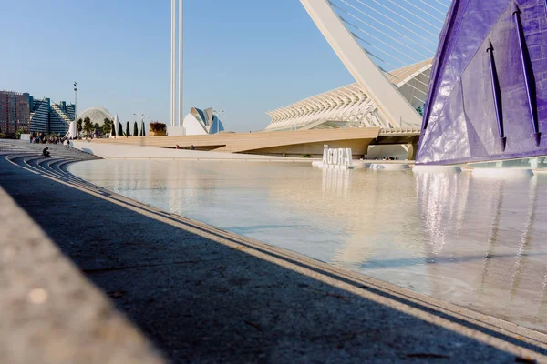 Valencia, España- 28 de diciembre de 2019: Panorámica del Lago Ágora en t —  Fotos de Stock