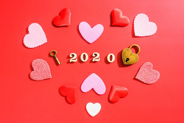 Fond plat romantique de l'année 2020 pour les valentines . — Photo