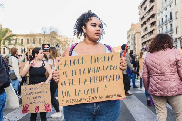 Valencia Spanyolország 2020 Március Erős Szlogenek Nők Által Hordozott Transzparensekben — Stock Fotó