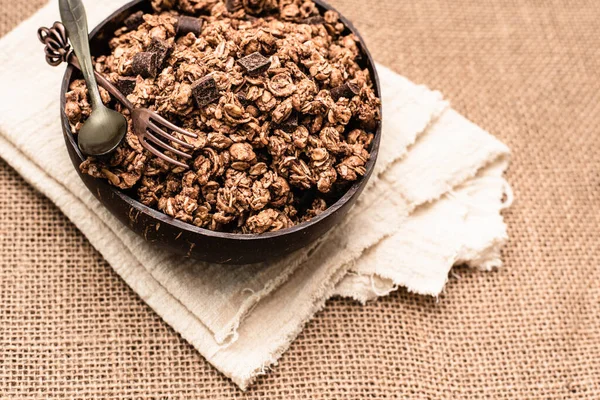 Detalj Skål Full Granola Med Chokladchips För Hälsosam Frukost — Stockfoto