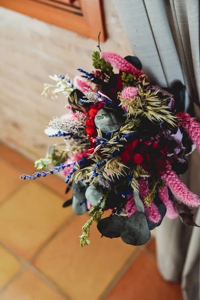 Mooi Bruiloft Boeket Met Gedroogde Bloemen Zachte Kleuren — Stockfoto