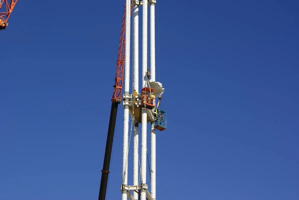 Валенсия Испания Июня 2008 Рабочие Поставили Огромные Металлические Башенные Башни — стоковое фото