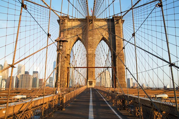 sunrise, new York'un Brooklyn Köprüsü