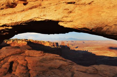 Gün batımında, Canyonlands Milli Parkı, Utah Mesa Arch