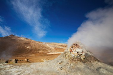 Fumarole alanında Namafjall jeotermal alanı, Hverir, İzlanda 