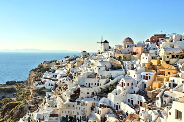 Byn Oia på Santorini Island Grekland — Stockfoto