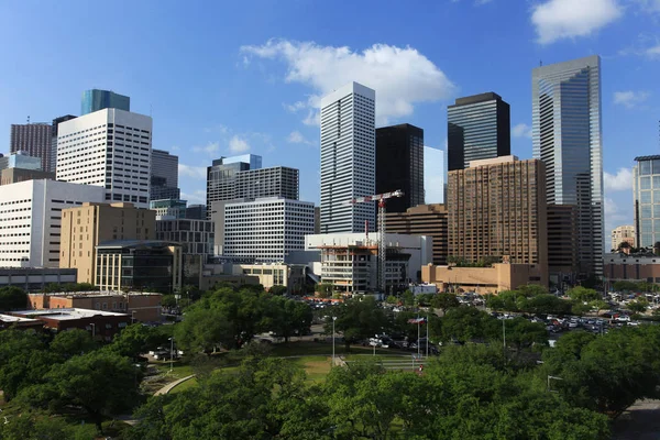 Houston Downtown Skyline cu Soarele strălucitor — Fotografie, imagine de stoc