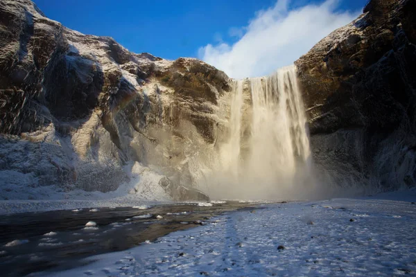 Skogafoss 瀑布在冬天, 冰岛 — 图库照片