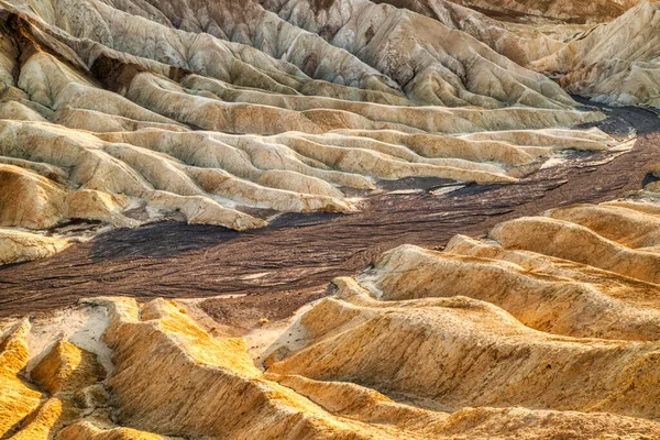 Kaliforniya Sunset Teki Ölüm Vadisi Ulusal Parkı Ndaki Zabriskie Point — Stok fotoğraf