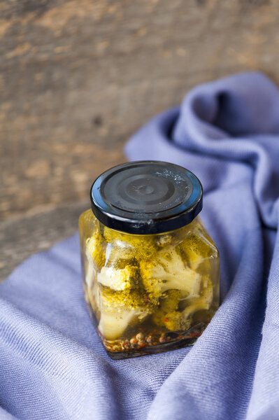 Homemade Pickled broccoli