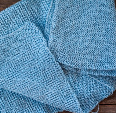 El yapımı örgü atkı