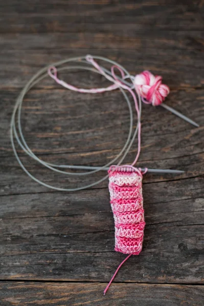 Handmade knitted bracelet — Stock Photo, Image